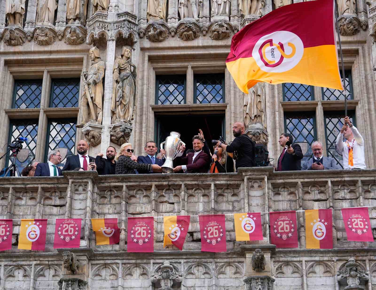 galatasarayin 26 sampiyonlugunun coskusu belcikada yasandi 0 K25ee4yi