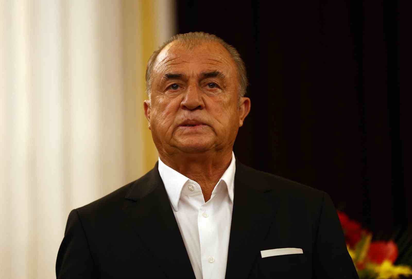 Galatasaray’ın efsaneleri, UEFA Kupası’nın 26. yıl dönümünde bir araya geldi 6 galatasarayin efsaneleri uefa kupasinin 26 yil donumunde bir araya geldi 2 53dVmpiT