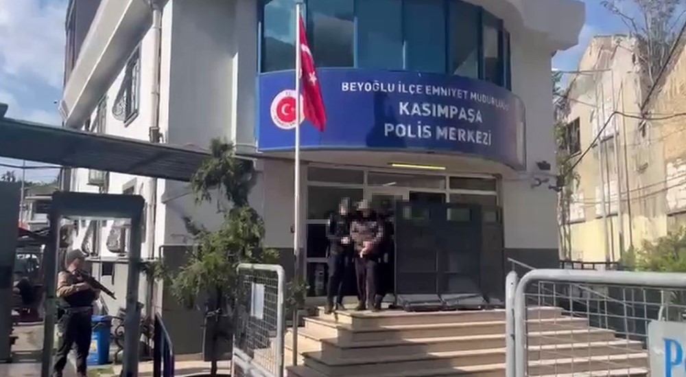 galatasarayin uruguayli yildizi torreiraya saldiran supheli adliyeye sevk edildi 0 7UJQhiIY