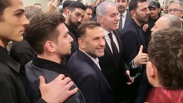 galatasarayli futbolcu metehan baltaci hakim karsisinda soyle bir duruma dustugum icin hem cok uzgunum