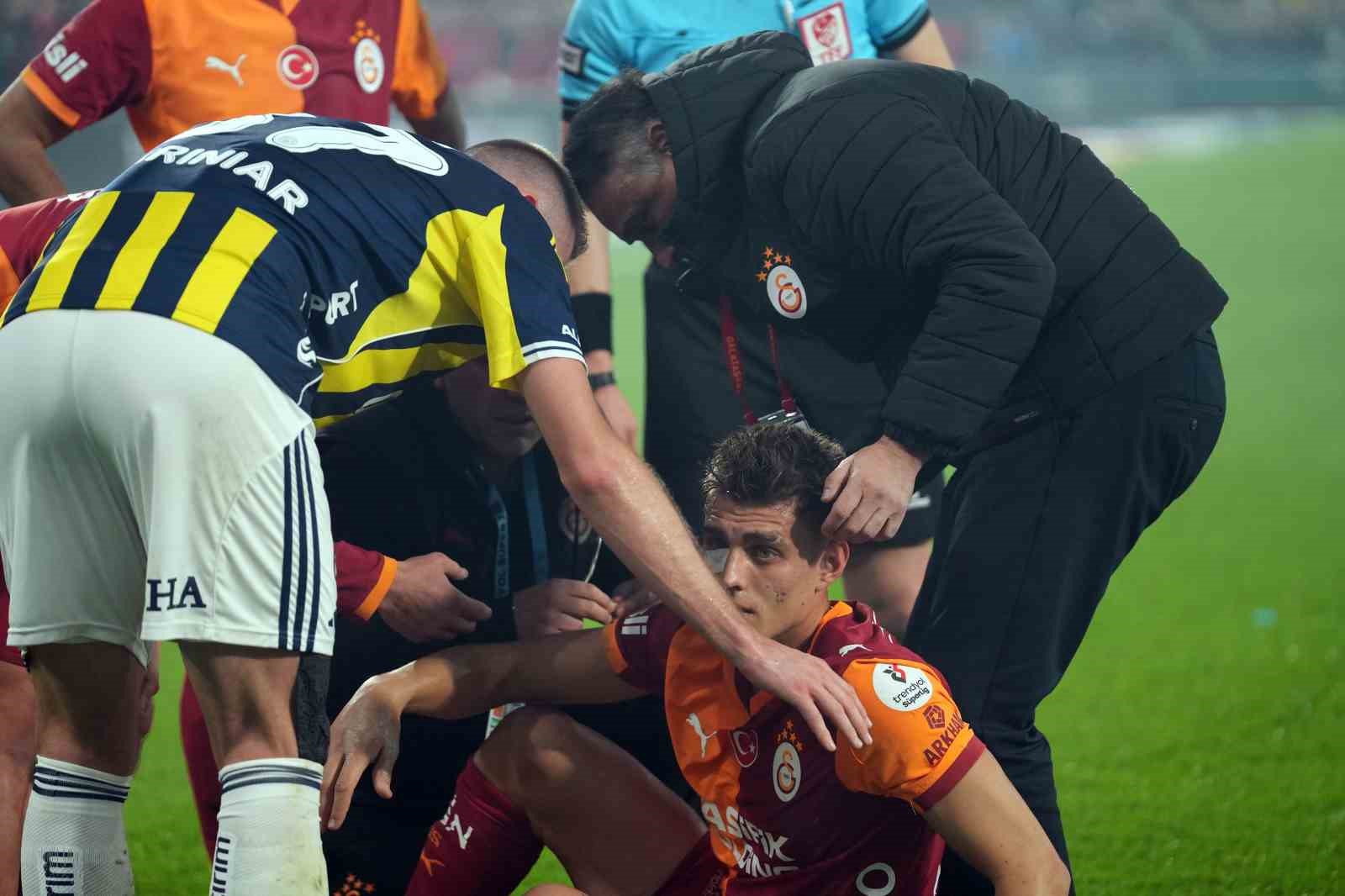 galatasarayli kazimcanin gozune cakmak atan taraftar yakalandi 1 42QflbN9