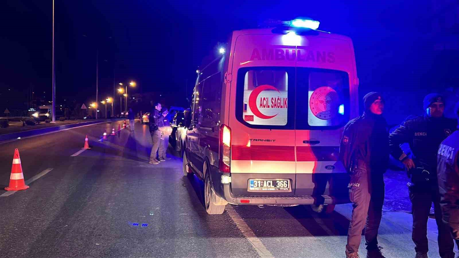 Galeride çıkan yangında 2 kişi öldü, 14 kişi hastanede tedavi altına alındı 7 galeride cikan yanginda 2 kisi oldu 14 kisi hastanede tedavi altina alindi 3 3lIYMc8F