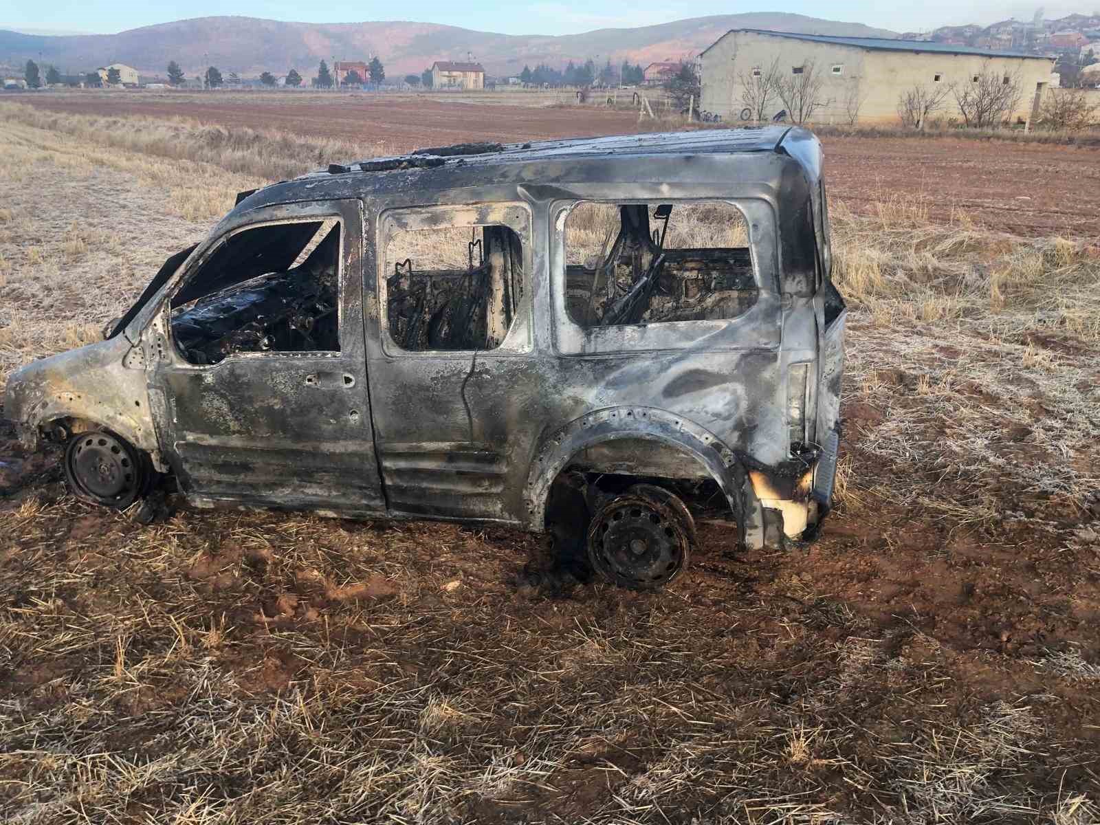 garajdaki arac ve evde cikan yangin korkuttu 3 mspVaLPY