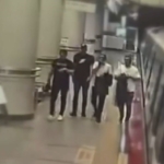 gayrettepe-metro-istasyonunda-telefon-hirsizligi-yapan-supheli-yakalandi-WKlJd3eO.jpg