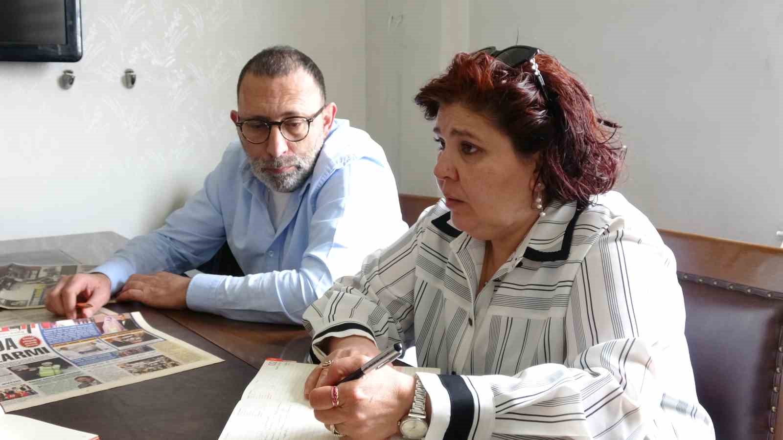 Gazeteci baba ve 2 çocuğu aynı mesleği yapmanın gururunu yaşıyor 5 gazeteci baba ve 2 cocugu ayni meslegi yapmanin gururunu yasiyor 1 rTL3nFwT