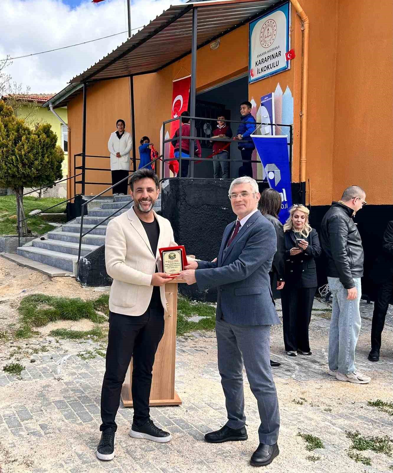 gazetecilerden koy okuluna kutuphane 5 wrM7abiJ