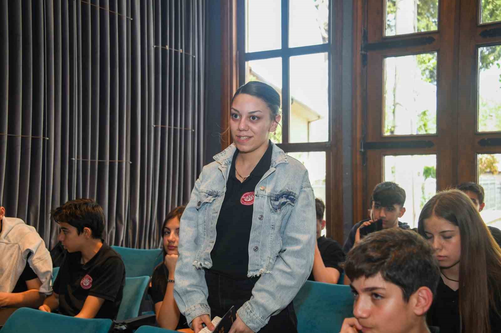 gazetecilik genc kalemlerin gozunden osmangazide konusuldu 1 l8LZGHLt