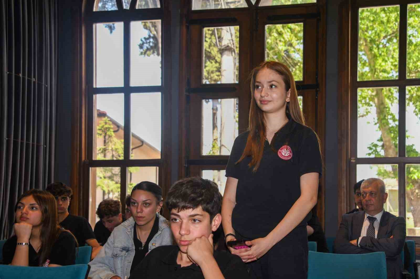 gazetecilik genc kalemlerin gozunden osmangazide konusuldu 3