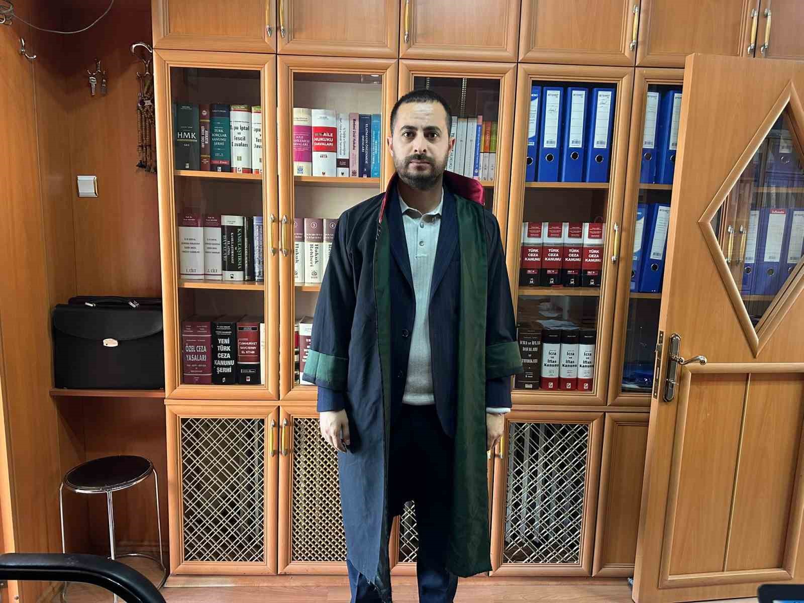 gazeteciyi darbeden koruma polisine ceza 2 Sa4Ldpn9