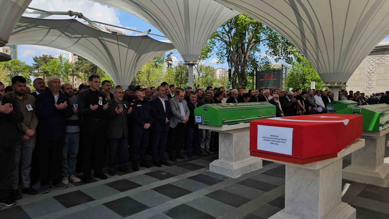 gazi polis kaya son yolculuguna ugurlandi 0 iObuOIez