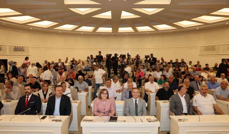 gaziantep-buyuksehir-kent-yasamina-yeni-soluk-getiriyor-8TbbQ4ec.jpg