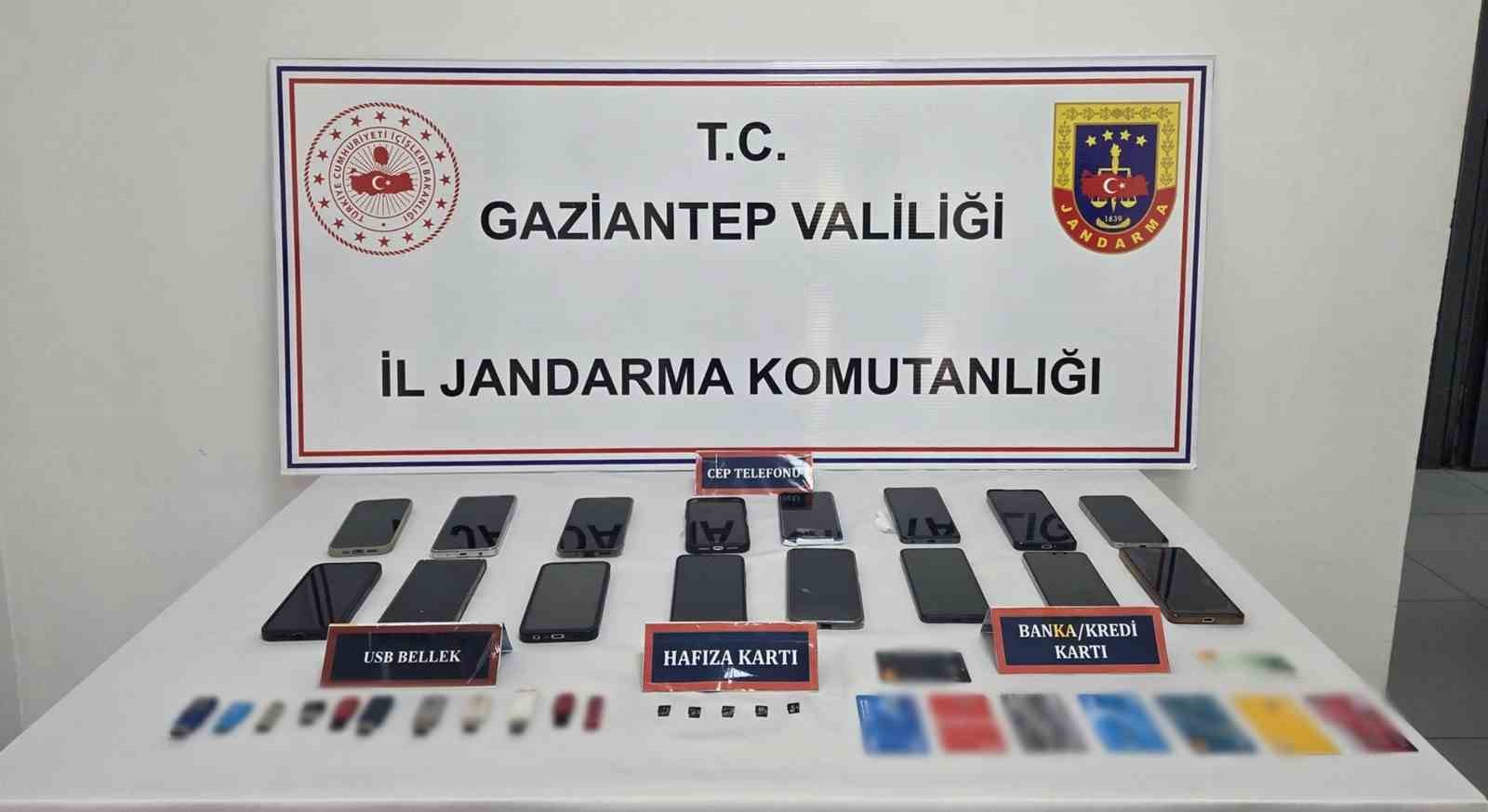 gaziantep merkezli 14 ilde siber dolandiricilik operasyonu 19 tutuklama 1 zEJjyOjc