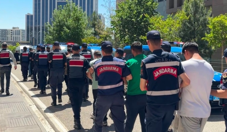 gaziantep-merkezli-3-ilde-yasa-disi-bahis-operasyonu-5-tutuklama-GAFLevu1.jpg