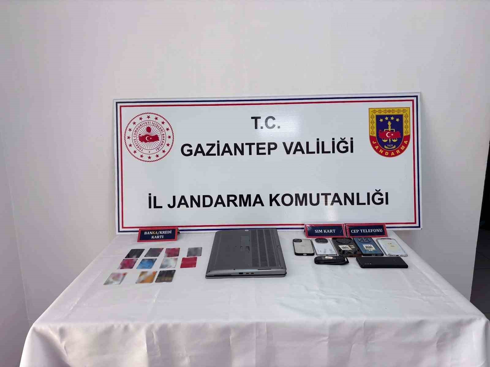 gaziantep merkezli dolandiricilik operasyonu 4 tutuklama 0 wytdWtIC