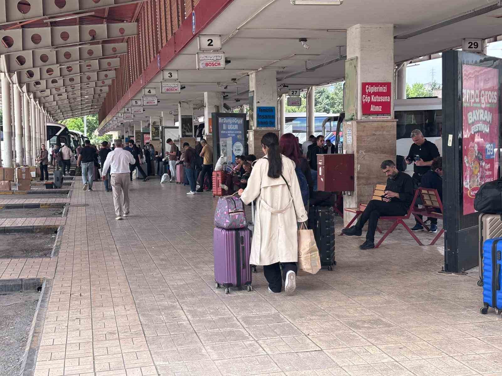 gaziantep otogarinda kurban bayrami yogunlugu basladi 3