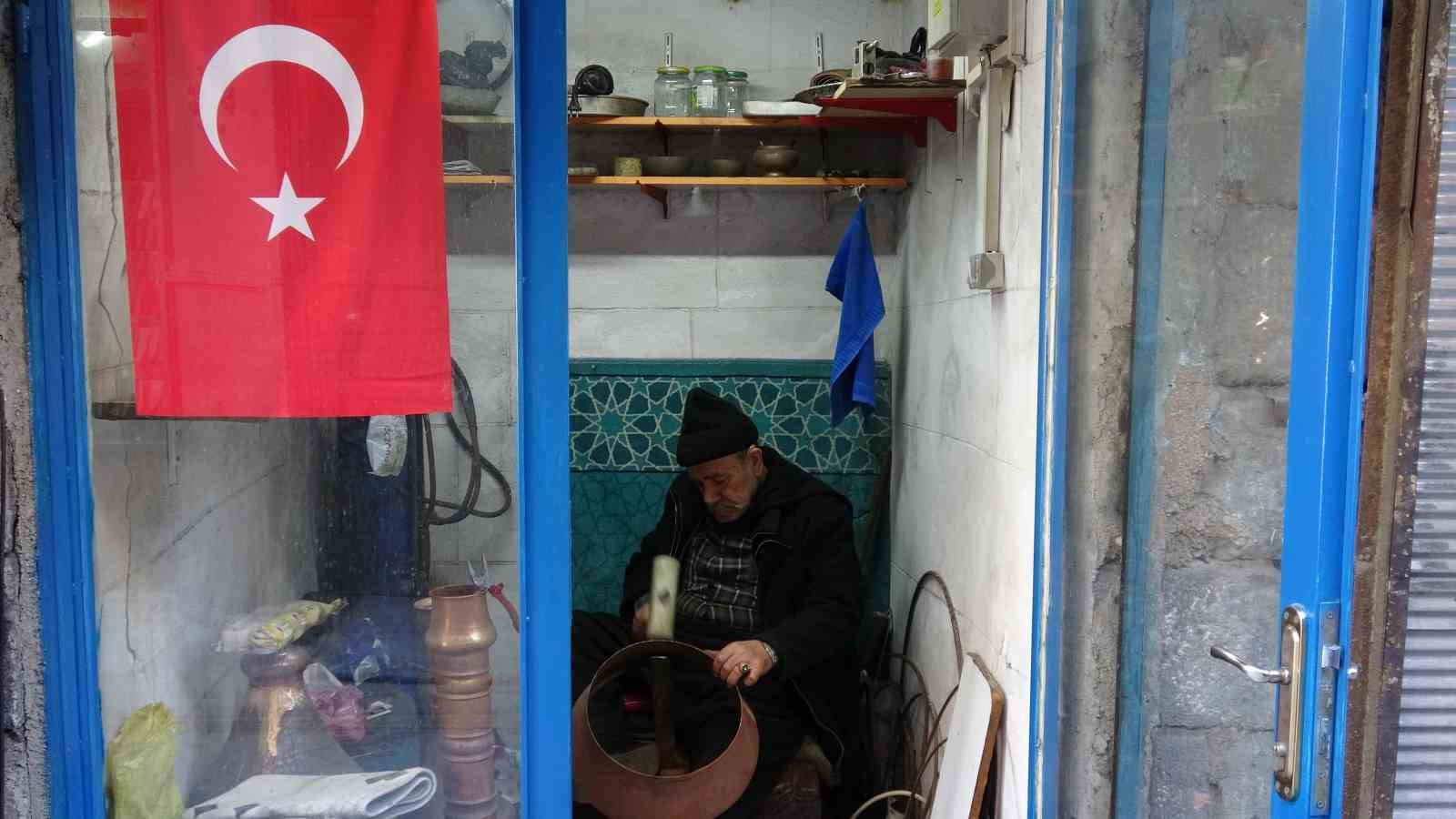 gaziantepin en yasli bakir ustasi 1 j3ca6wQS
