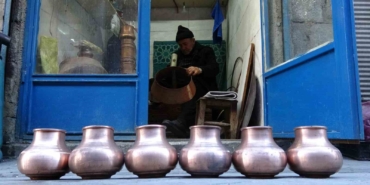 gaziantepin-en-yasli-bakir-ustasi-86fWeHUw.jpg