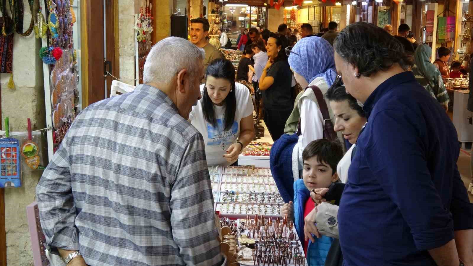 Gaziantep’in tarihi mekanlarında adım atacak yer kalmadı 6 gaziantepin tarihi mekanlarinda adim atacak yer kalmadi 2 unDnV73P