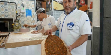 gaziantepin-tescilli-lezzeti-lahmacun-180-tlden-satiliyor-YxpIA6kk.jpg