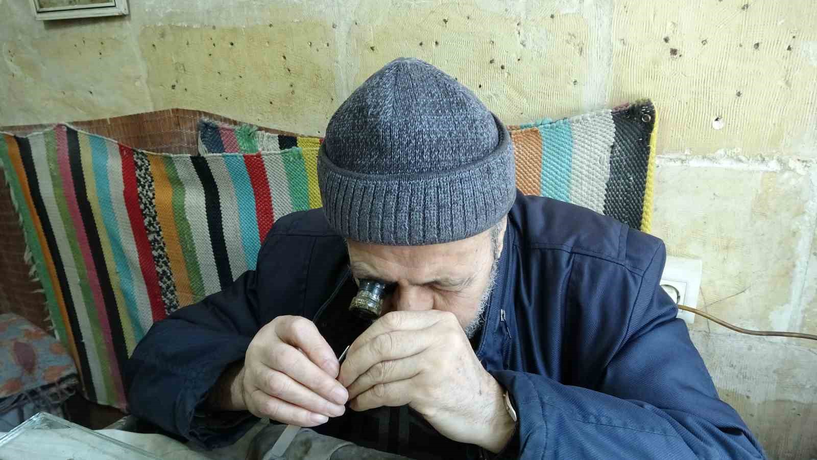 gaziantepli 74 yasindaki saat ustasi 65 yildir zamana ayar veriyor 2 JpQSVFuP