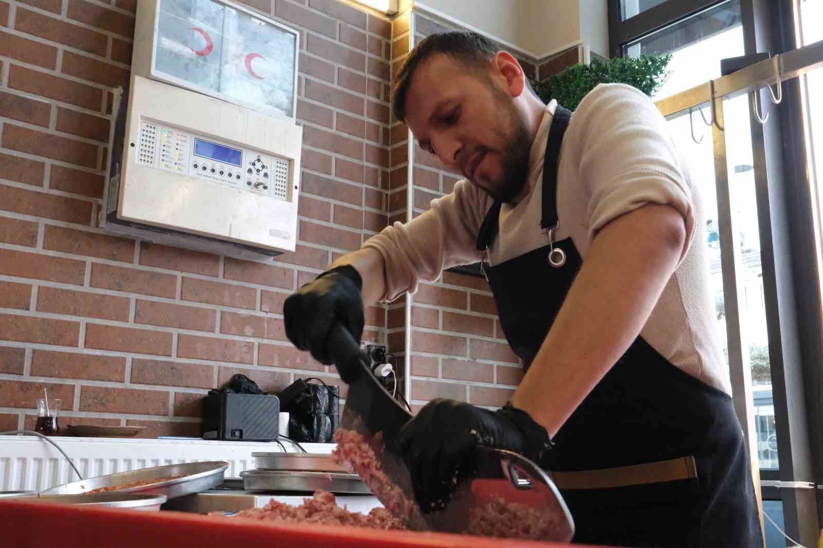gazianteplilerin dogal antibiyotigi sogan kebabi 4 mGIlzdua