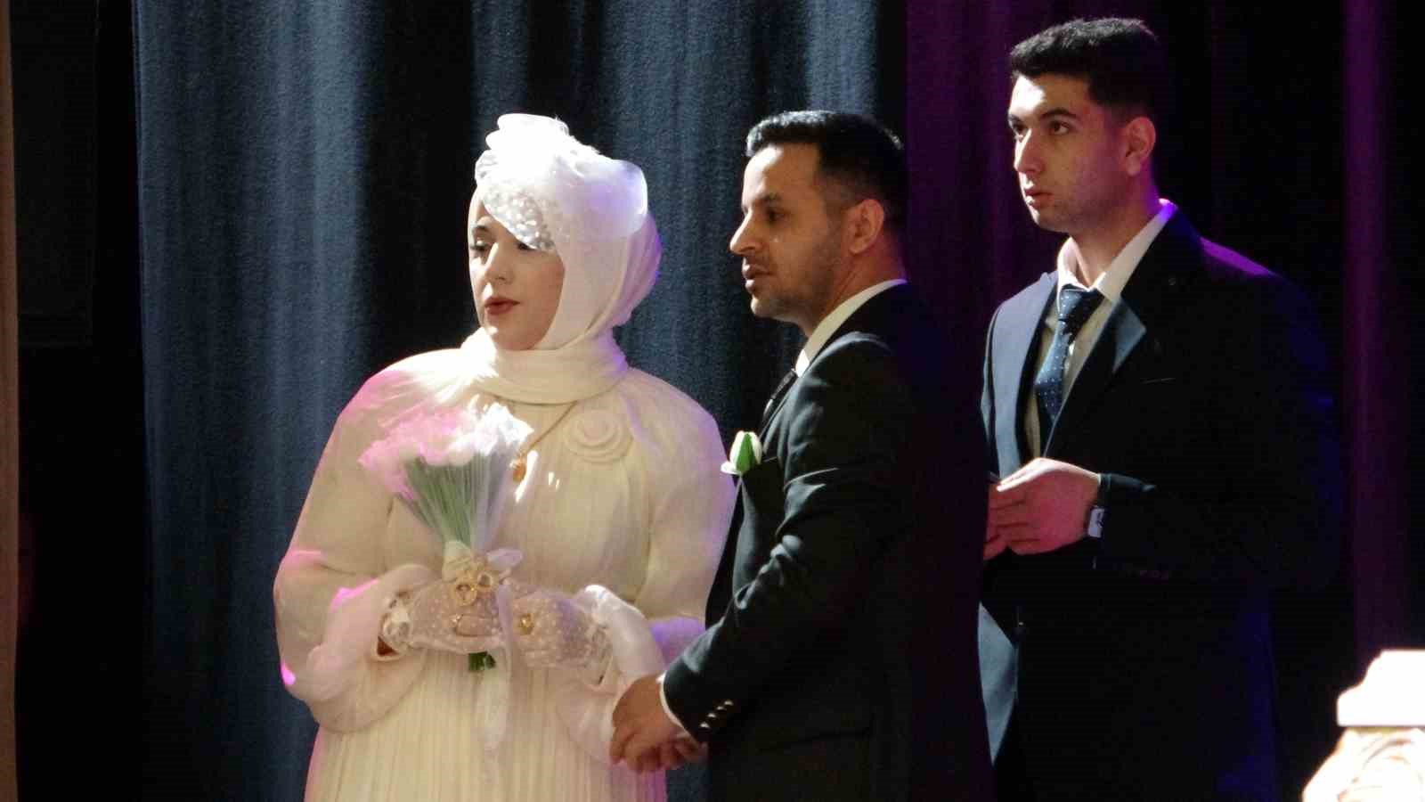 Gaziantep’te 14 Şubat’ta 62 çift evliliğe "Evet" dedi 7 gaziantepte 14 subatta 62 cift evlilige evet dedi 3 kMvdIrgR