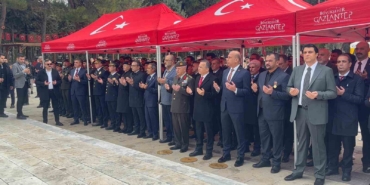 gaziantepte-18-mart-canakkale-zaferinin-111inci-yilinda-sehitler-anildi-vx3Z7uFn.jpg