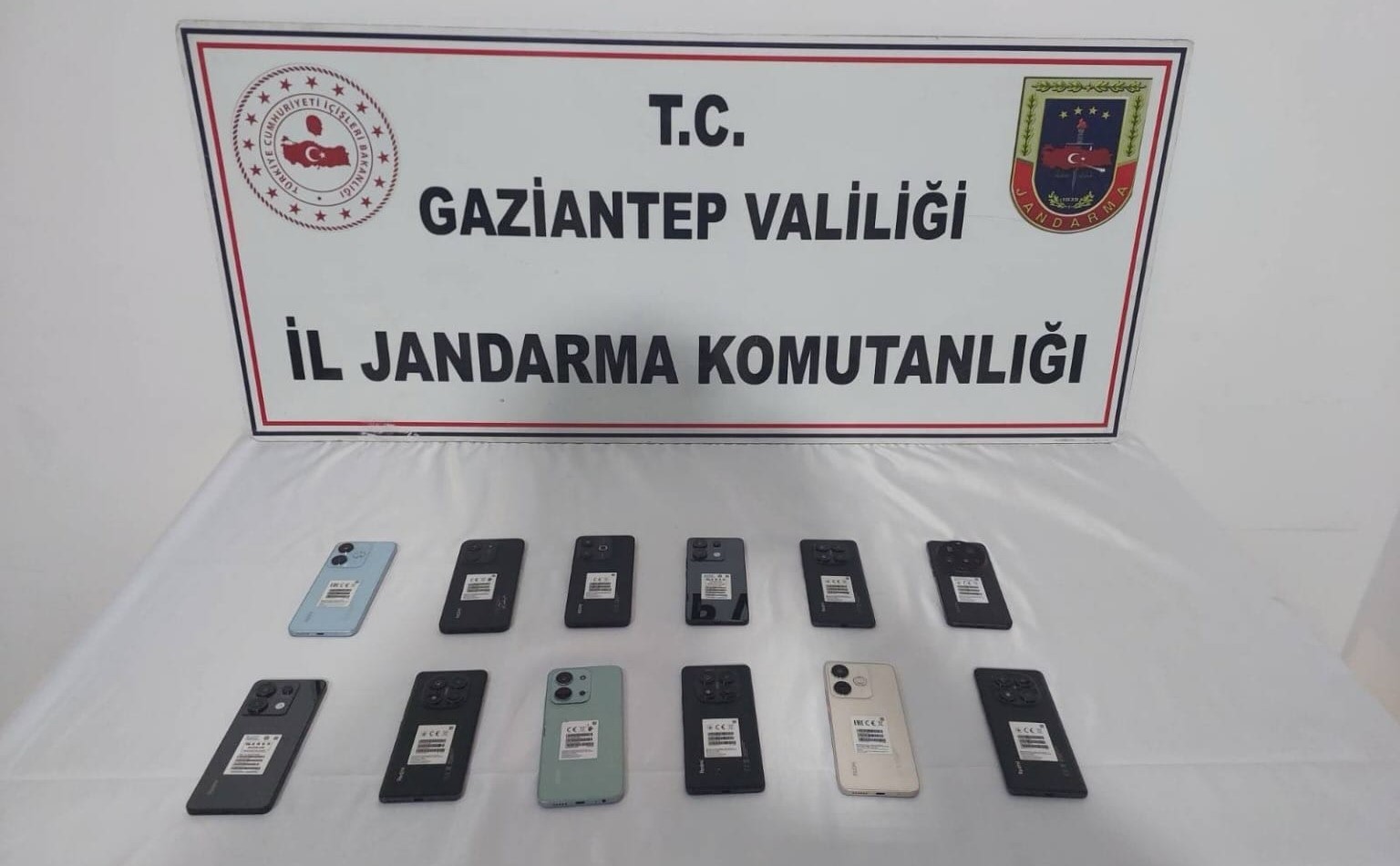 gaziantepte 18 milyon tl degerinde elektronik esya ele gecirildi 2 gozalti 1 bm9NUQbe