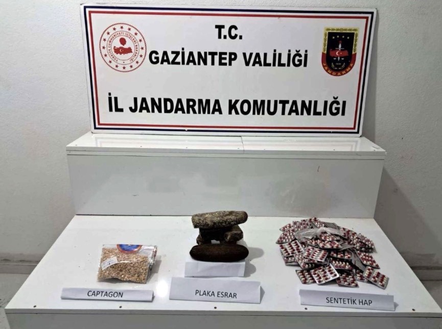 gaziantepte 22 kilo recine esrar ele gecirildi 2 sahis tutuklandi 1 rbGqP4Fg