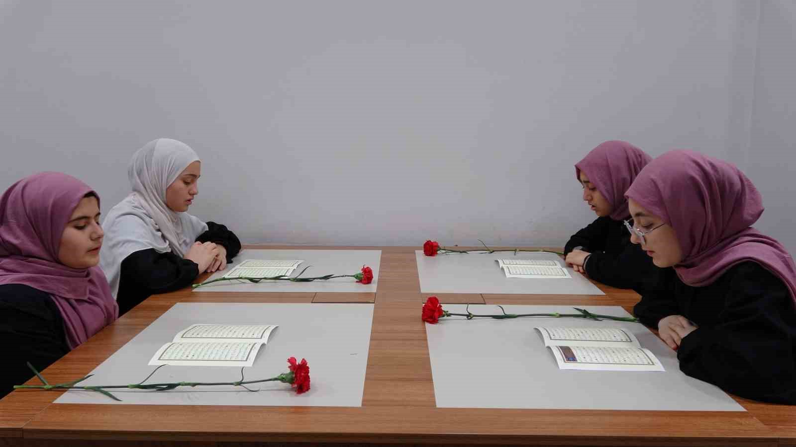 gaziantepte 302 ogrenci ayni anda kuran i kerimi hatim etti 3 bwbY22Zr