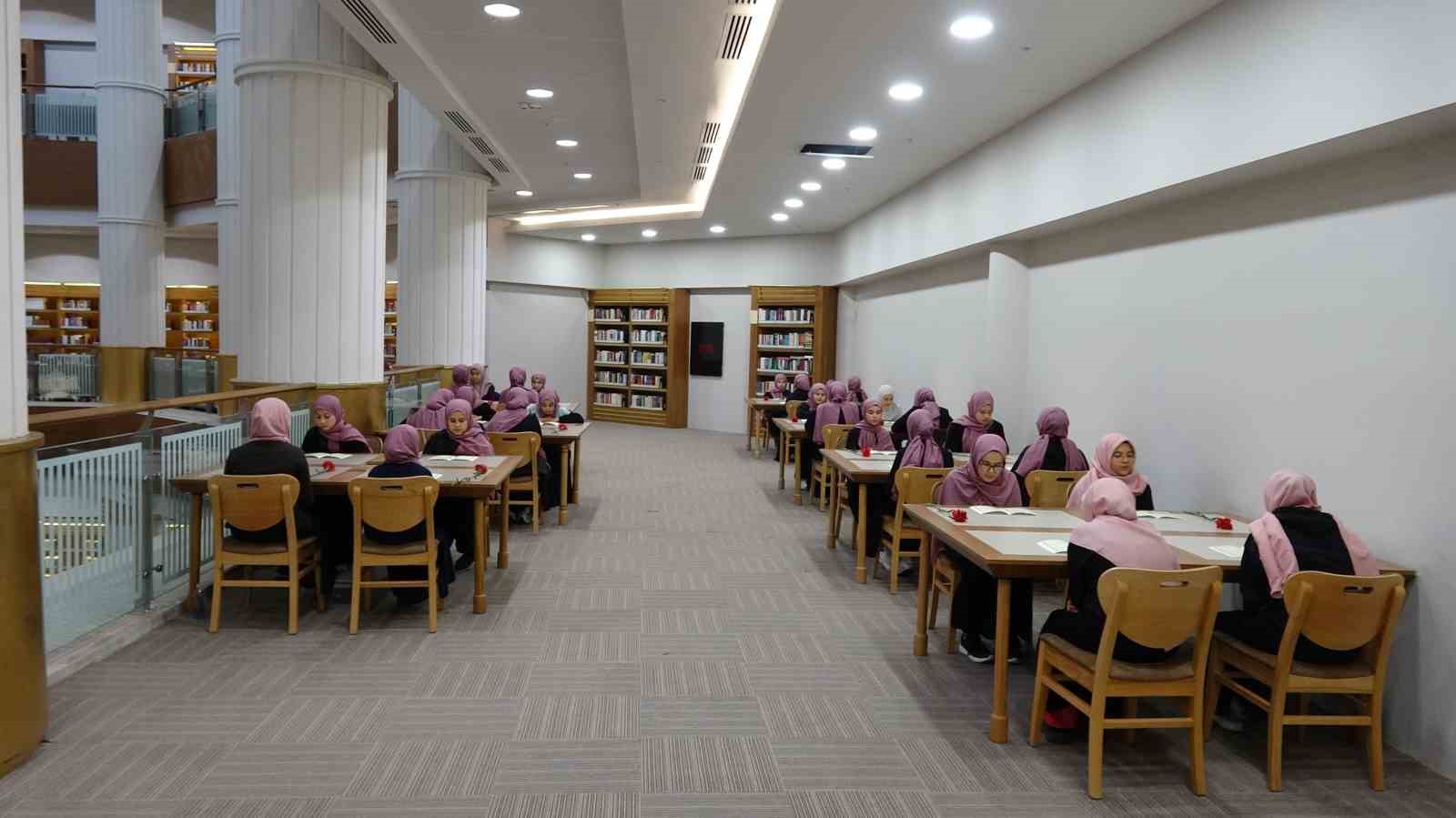 gaziantepte 302 ogrenci ayni anda kuran i kerimi hatim etti 6 n2S2J4C5