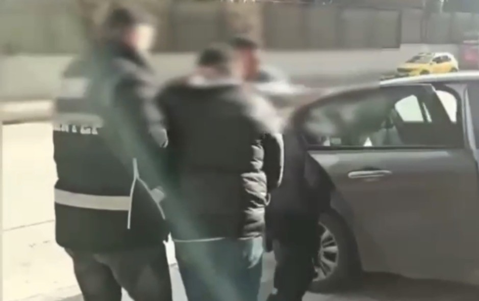 gaziantepte 36 adet sahte plaka ele gecirildi 3 gozalti 4
