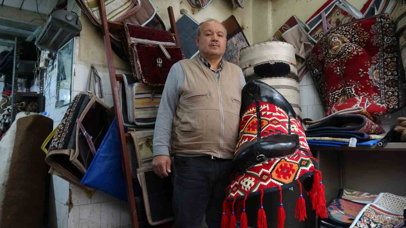 gaziantepte 45 yillik semerci ustasi meslegini yasatmaya calisiyor 3 751U52Ph