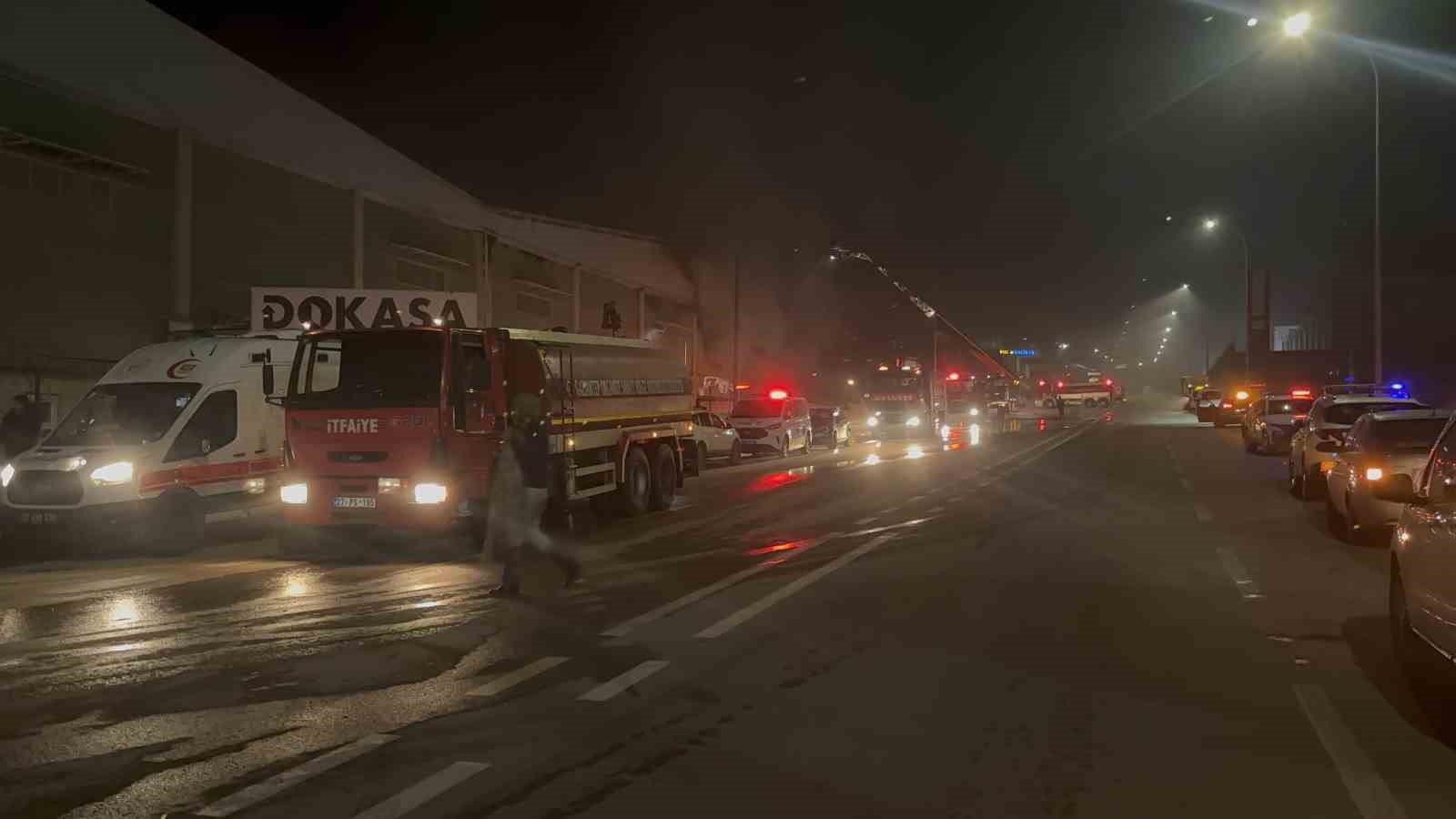 gaziantepte ambalaj fabrikasinda yangin 1 isci dumandan etkilendi 3 96fhVqmV