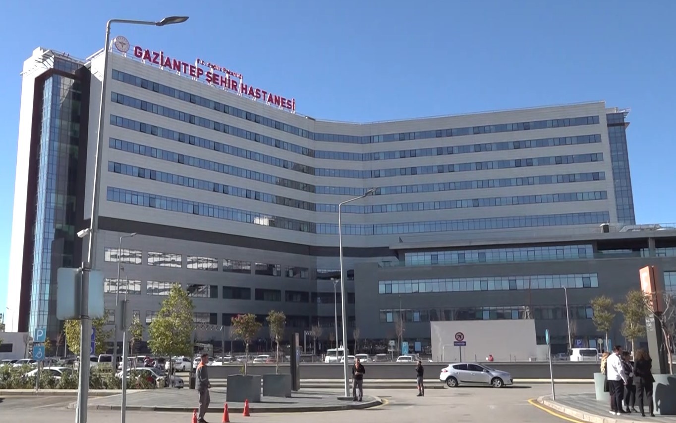 gaziantepte arkadasi tarafindan bicaklanan 13 yasindaki cocuk kurtarilamadi 3 MaRw3QpE