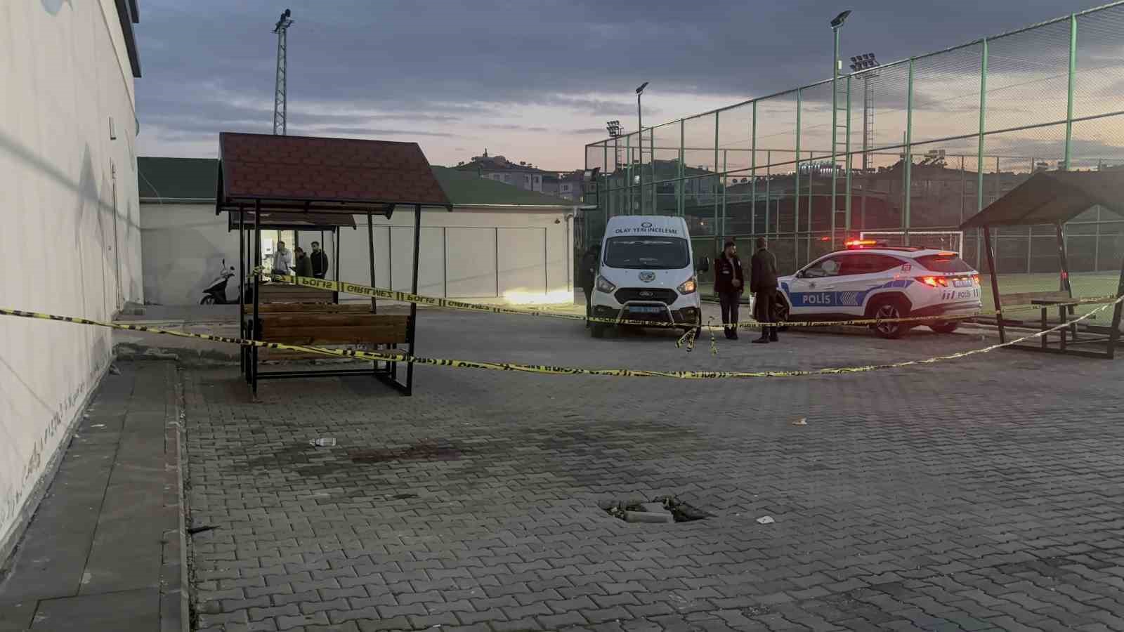 gaziantepte arkadasinin bicakladigi 15 yasindaki cocuk kurtarilamadi 3 jCC4UUk5