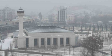 gaziantepte-beklenen-kar-yagisi-etkisini-gostermeye-basladi-Jbg2Il7s.jpg