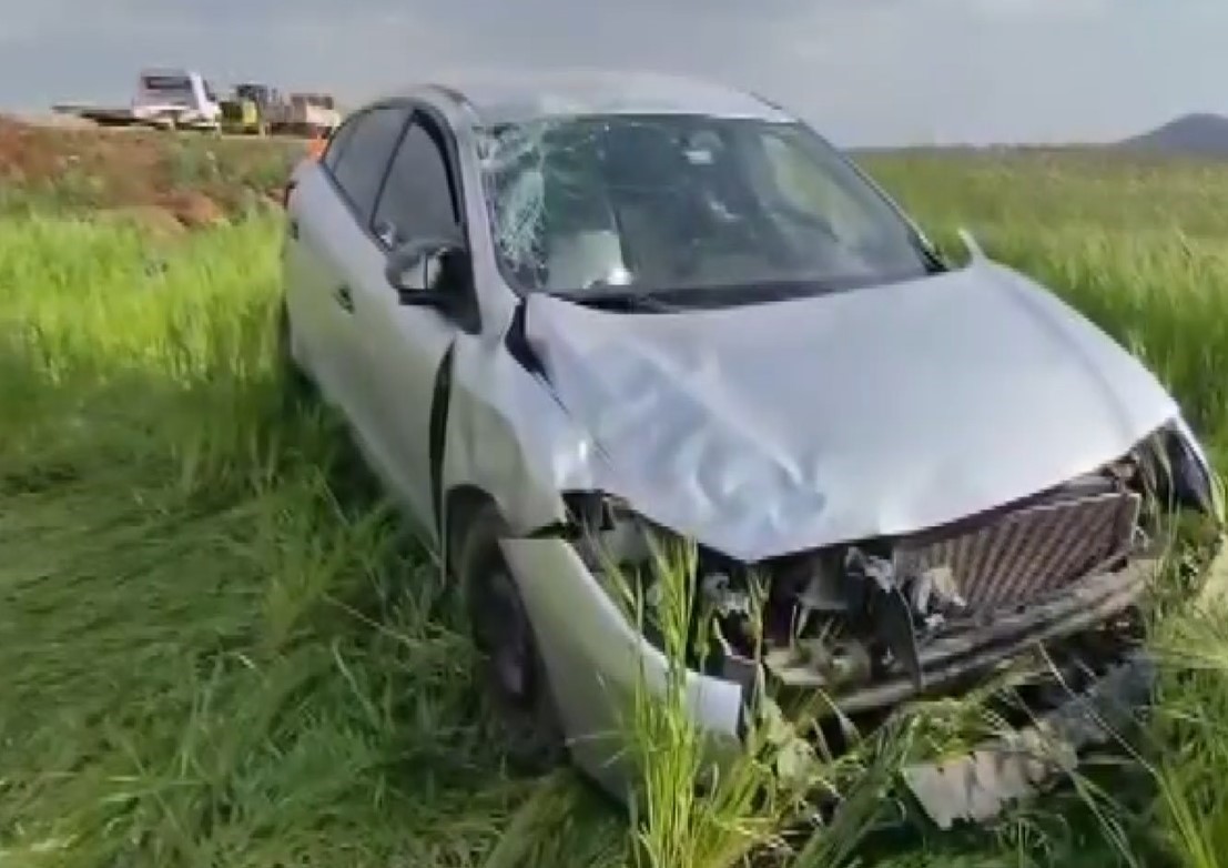 gaziantepte carpisan otomobiller tarlaya uctu 1i agir 5 yarali 1 KcaFNMld