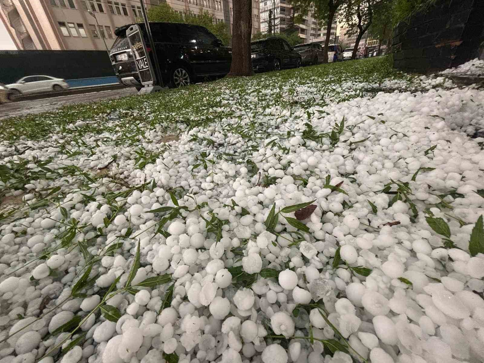 gaziantepte ceviz buyuklugunde dolu yagdi 5 9JkBTMY5