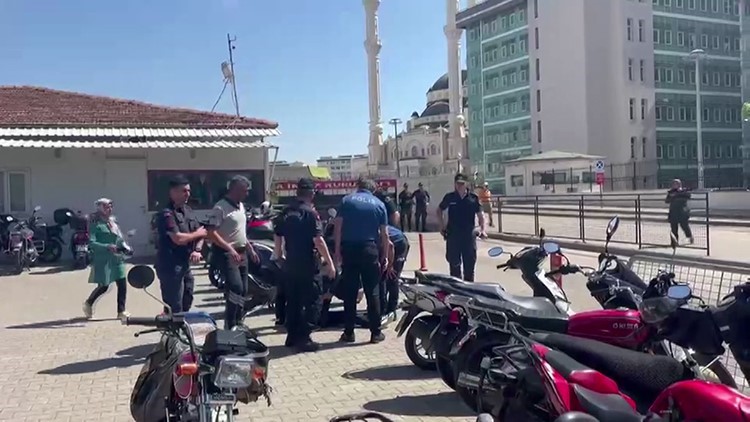 gaziantepte cezaevi onunde silahli saldiri 2 yarali 0 VcQTEkSH