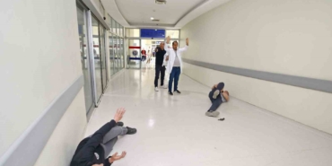 gaziantepte-cocuk-kacirma-olaylarina-karsi-gercegi-aratmayan-pembe-kod-tatbikati-72UCV8PV.jpg