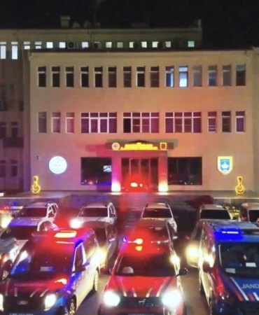 gaziantepte-deasin-finans-kaynagina-safak-operasyonu-13-gozalti-GzS2JOgh.jpg