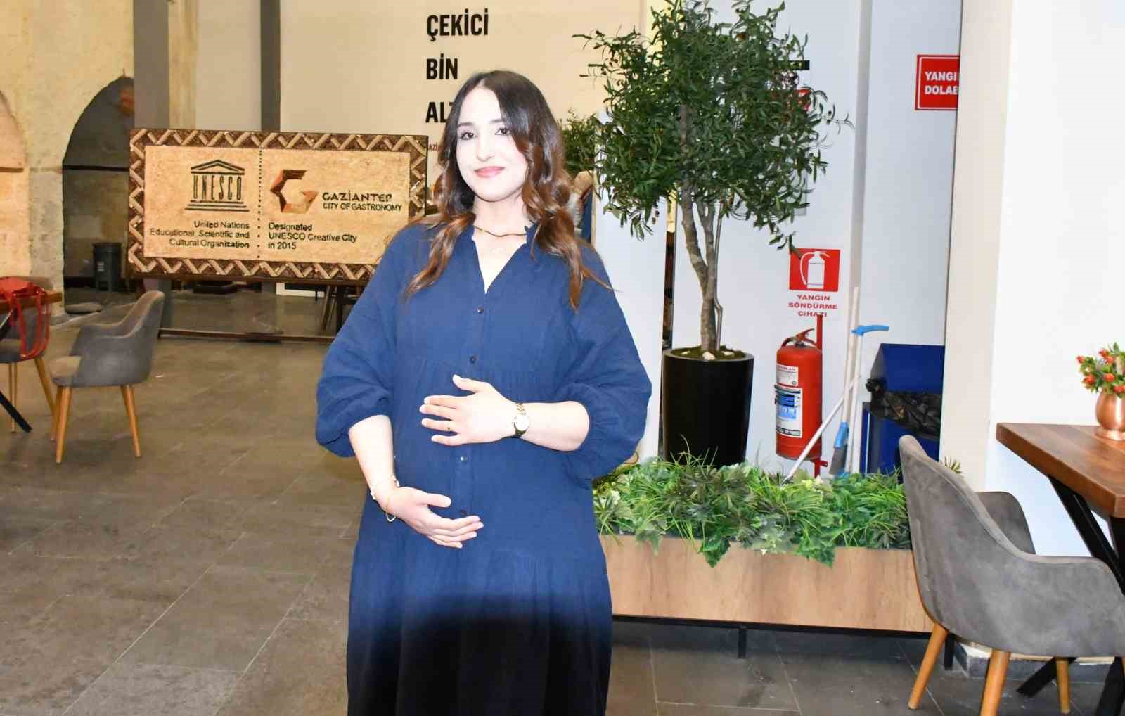 gaziantepte ebe gebe el ele vererek pirpirim asi yapti 2 4Yhmlzrh