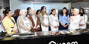 gaziantepte-ebe-gebe-el-ele-vererek-pirpirim-asi-yapti-nwMkG1q4.jpg