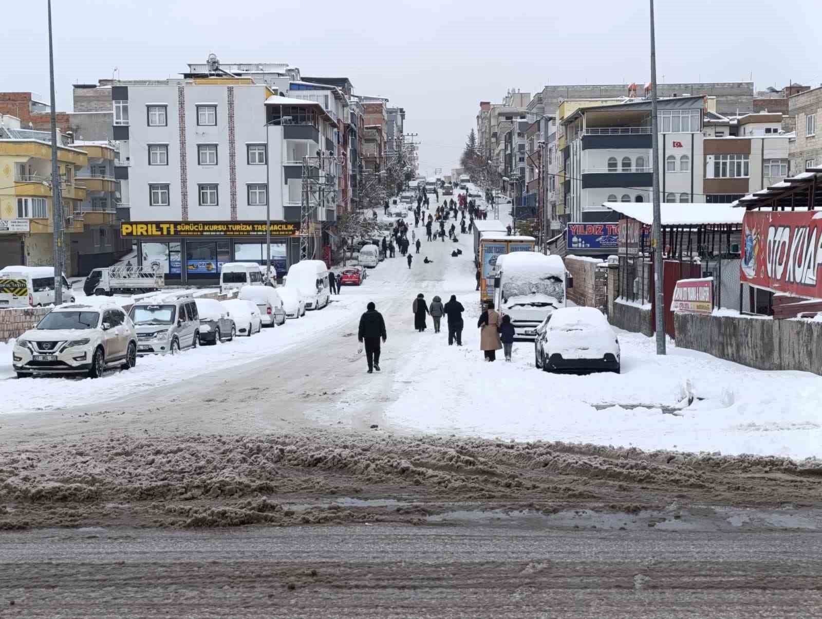 gaziantepte egitime 1 gun daha ara 1 M5QCyVlm