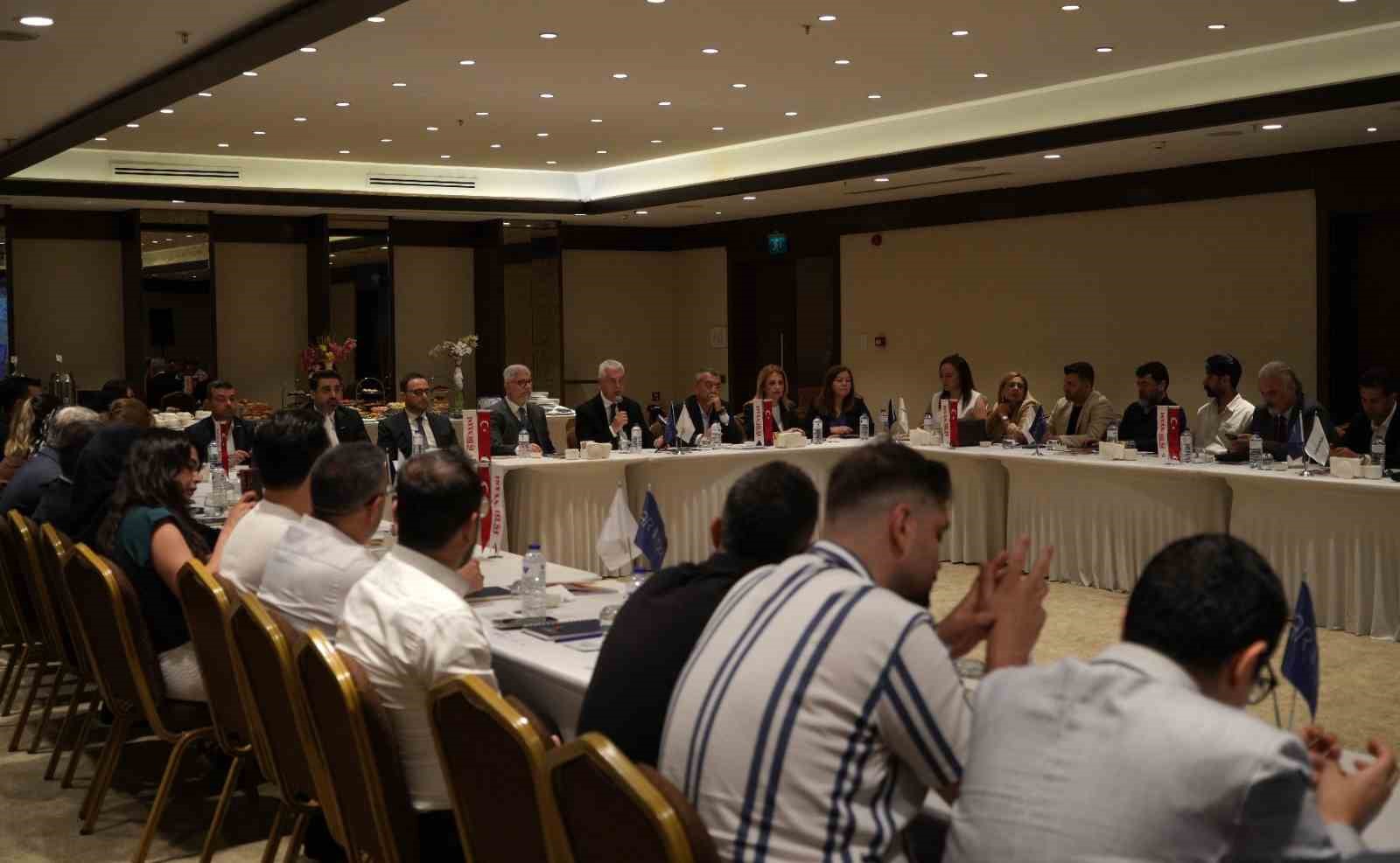 gaziantepte ekonomiye yon verenler zirvesi duzenlendi 1 Jyazun4T