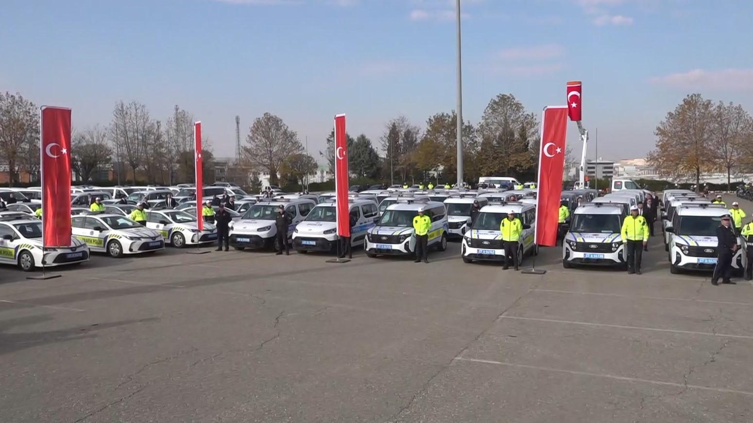 gaziantepte emniyet ve jandarmaya 210 yeni arac teslim edildi 0 C5m1Itgb