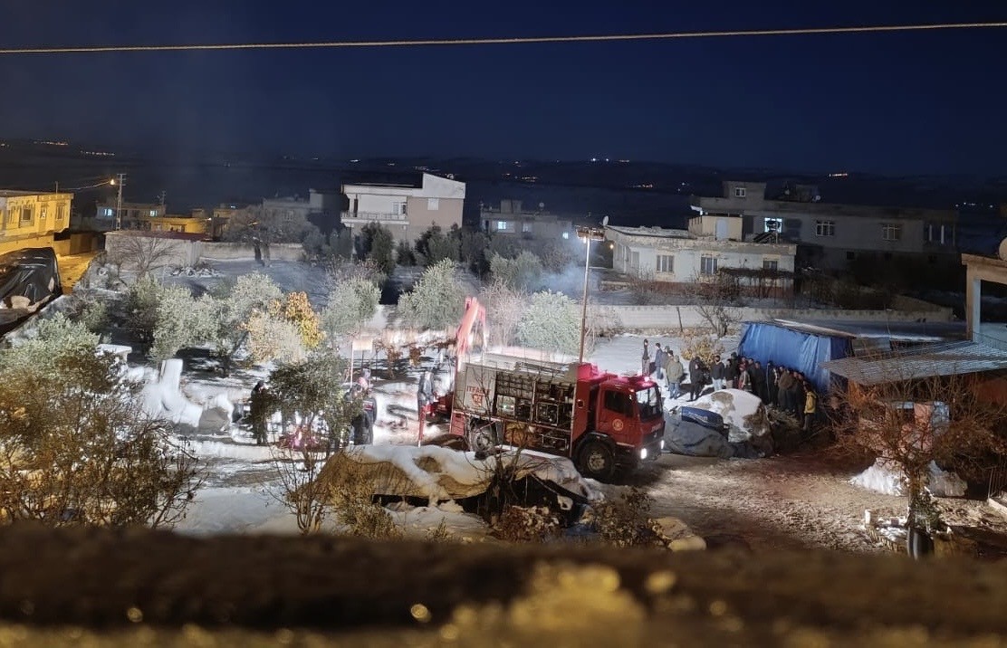 Gaziantep’te feci ölüm: Yem karma makinesine düşen besici hayatını kaybetti 6 gaziantepte feci olum yem karma makinesine dusen besici hayatini kaybetti 2 HPiNWrrW