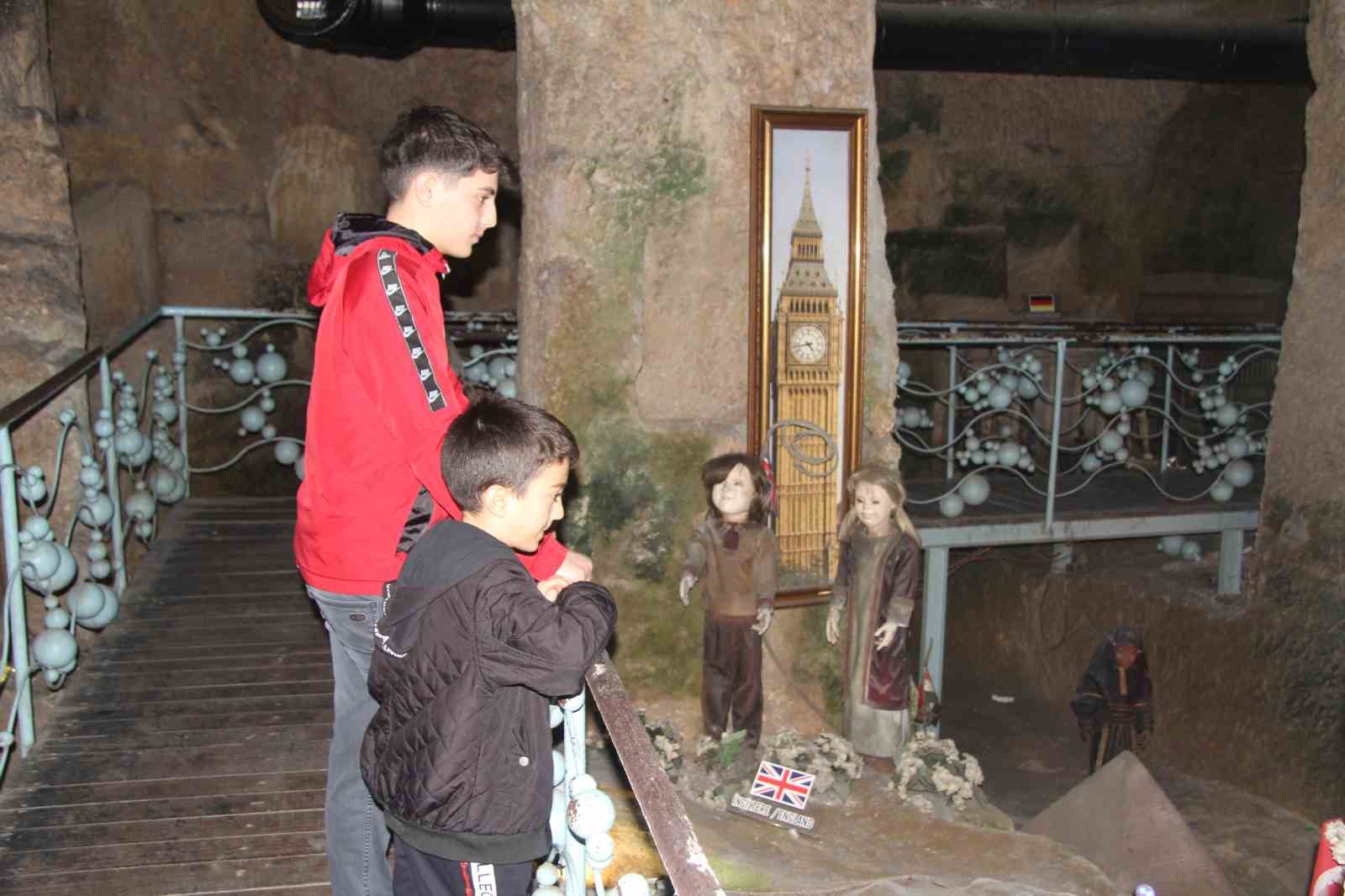 gaziantepte gecmis zamanlara isik tutan muze oyun ve oyuncak muzesi 0 3rCDBJUs