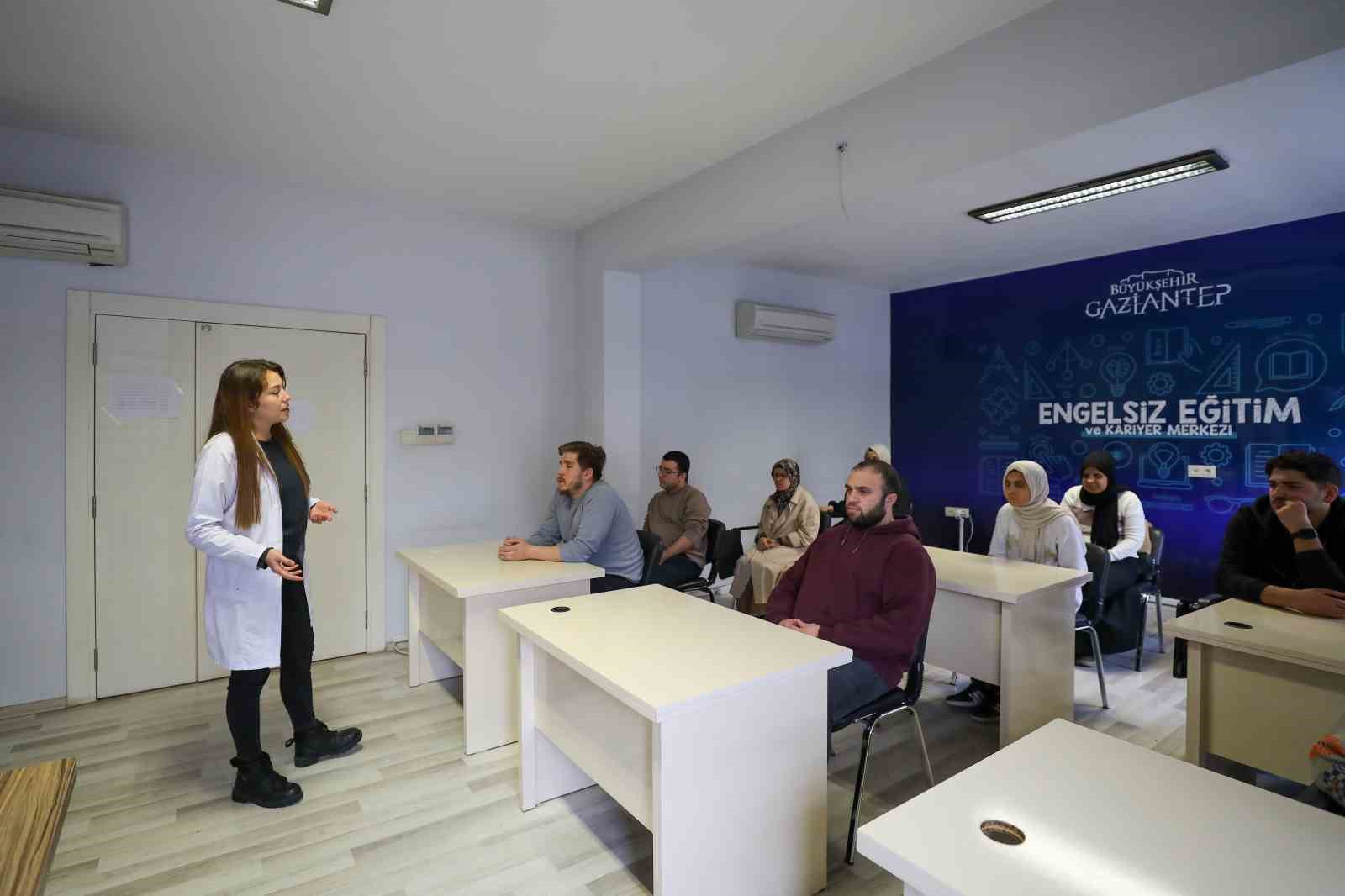 gaziantepte gorme engelli kursiyerler icin e kpss egitim destegi 0 26Imssz9